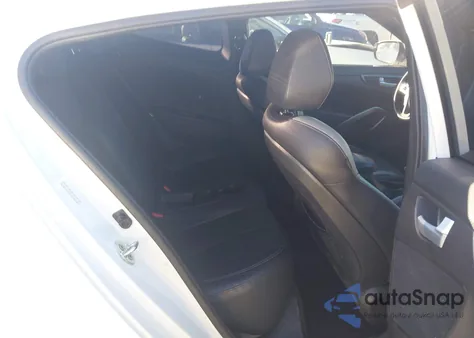 2016 Hyundai Veloster Turbo z USA, uszkodzony, nr VIN KMHTC6AE3GU267939